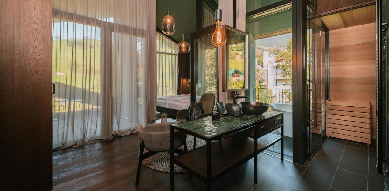 Floris Green Suites By Parc Hotel Florian Siusi Esterno foto